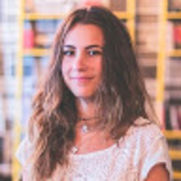 Meet your Posher, Manuela - Picture 1 of 1